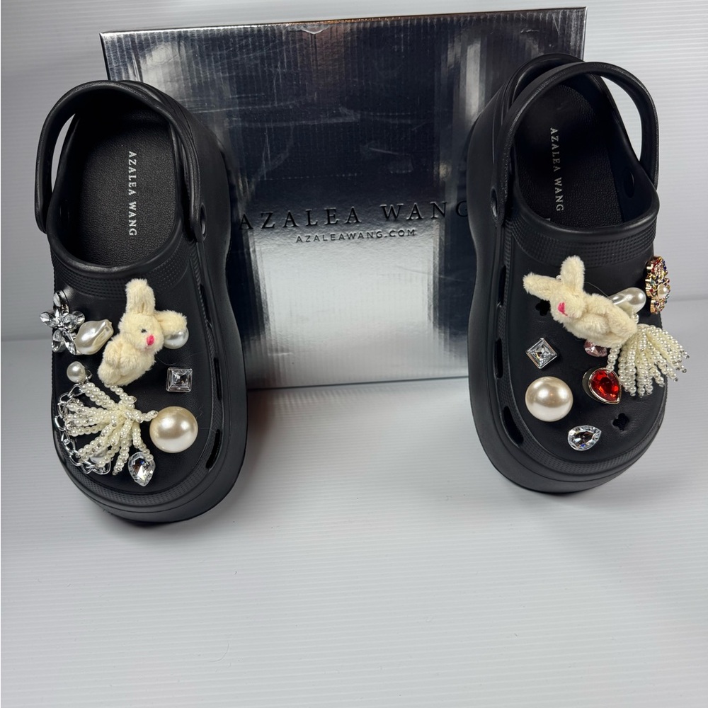 Azalea Wang Davies Black Platform Clogs Charm Decorated NIB - Picture 5 of 6
